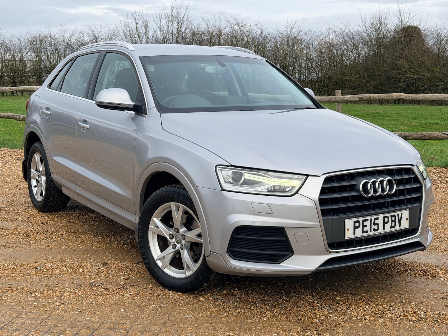 Used Audi Q3 2015 for sale - 76864249: Photo 3