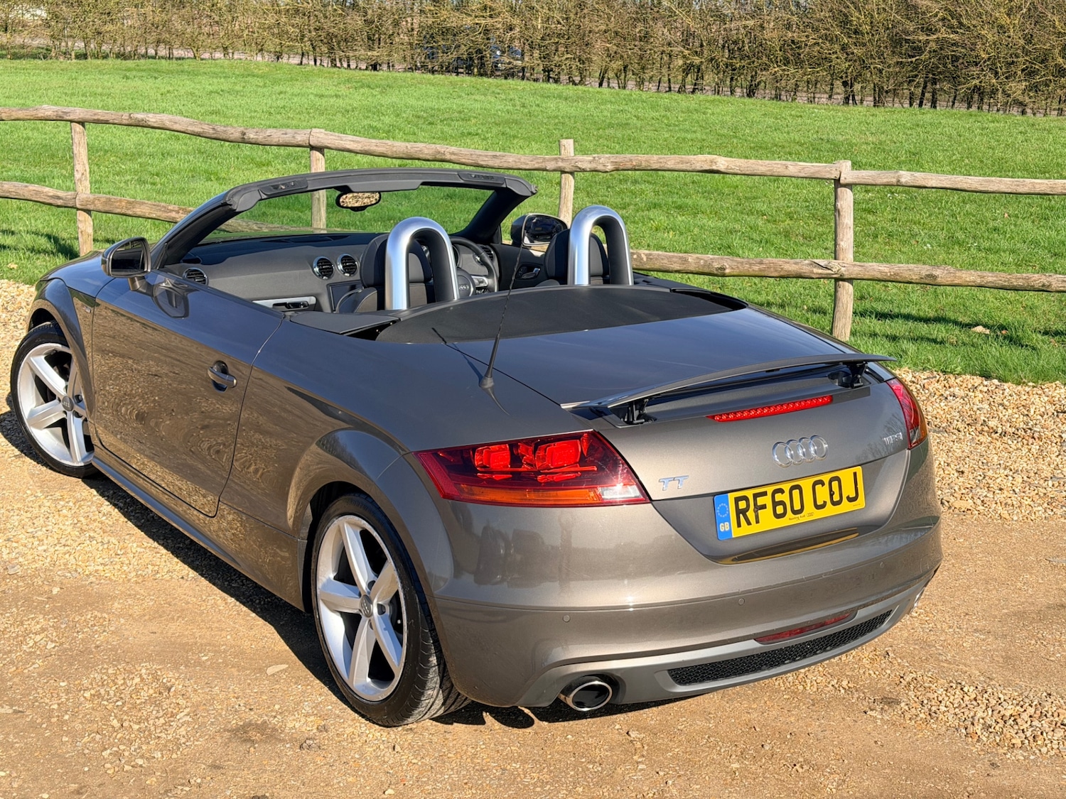 Used Audi TT 2011 for sale - 77716239: Photo 24