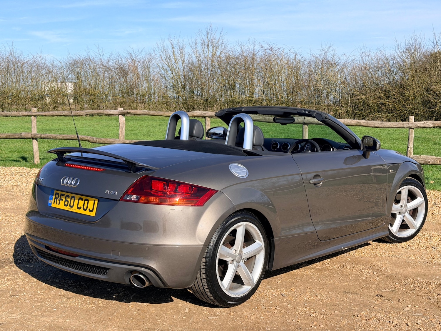 Used Audi TT 2011 for sale - 77716239: Photo 9