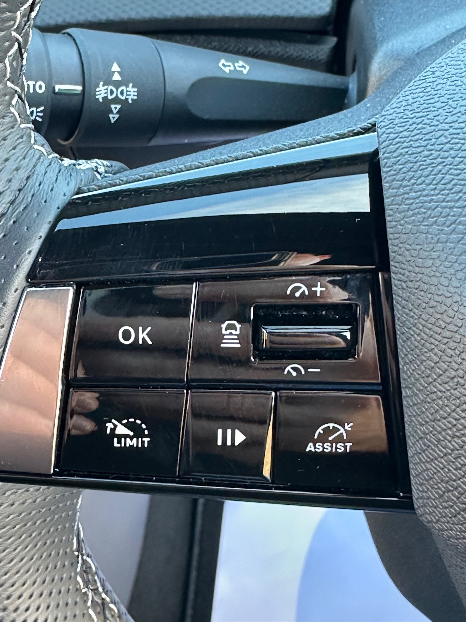 Used Vauxhall Astra 2023 for sale - 76464740: Photo 25