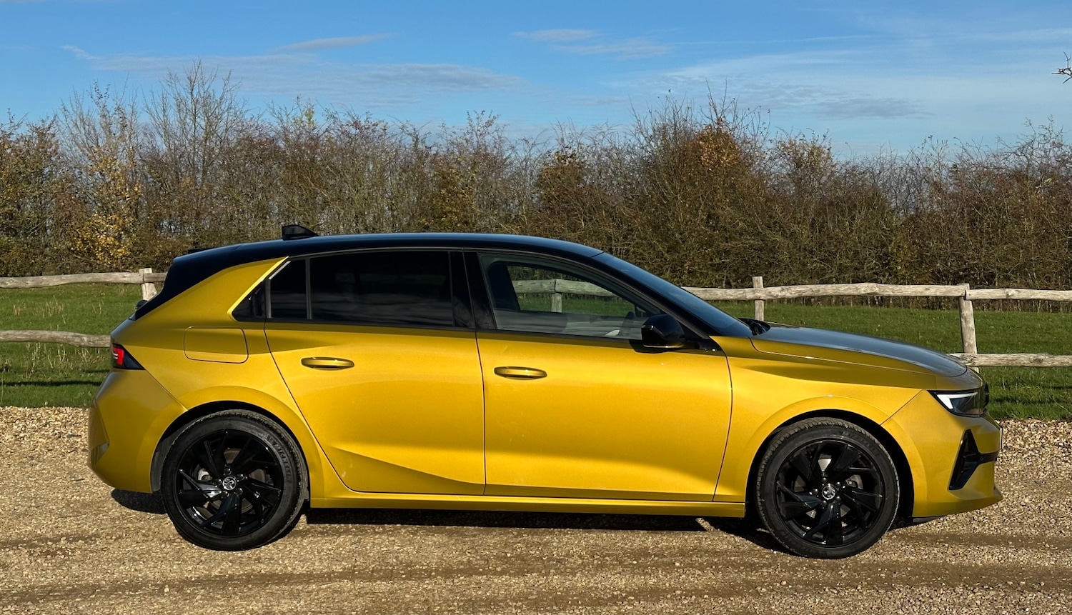 Used Vauxhall Astra 2023 for sale - 76464740: Photo 5