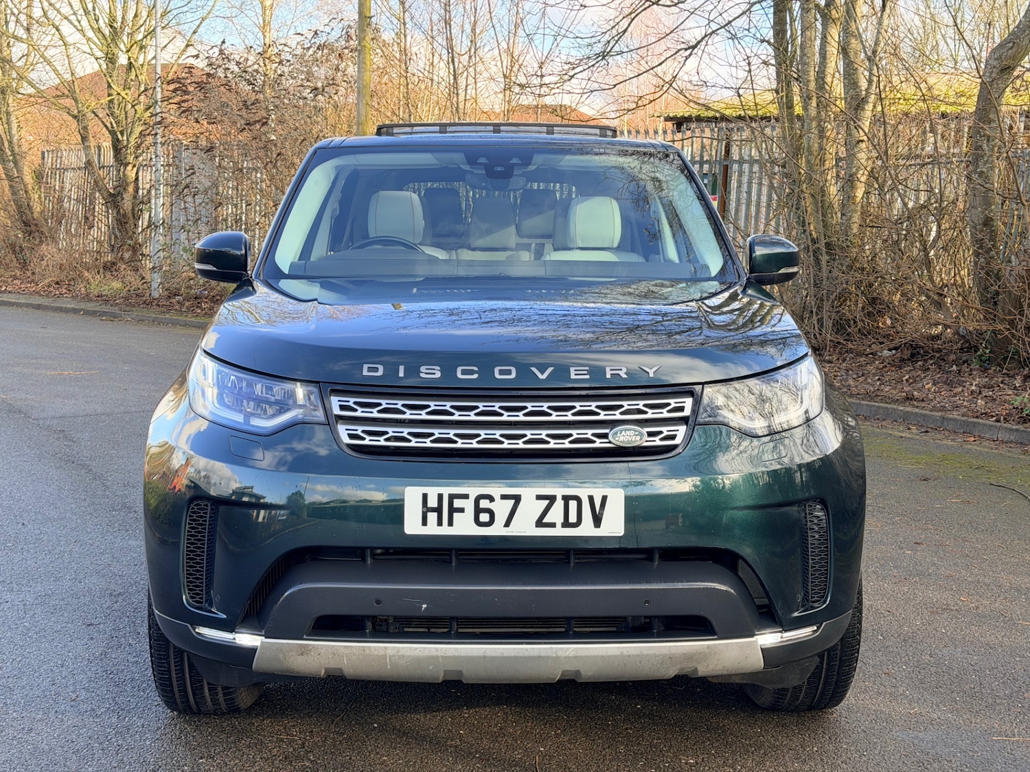 Used Land Rover Discovery 2017 for sale - 77432842: Photo 2