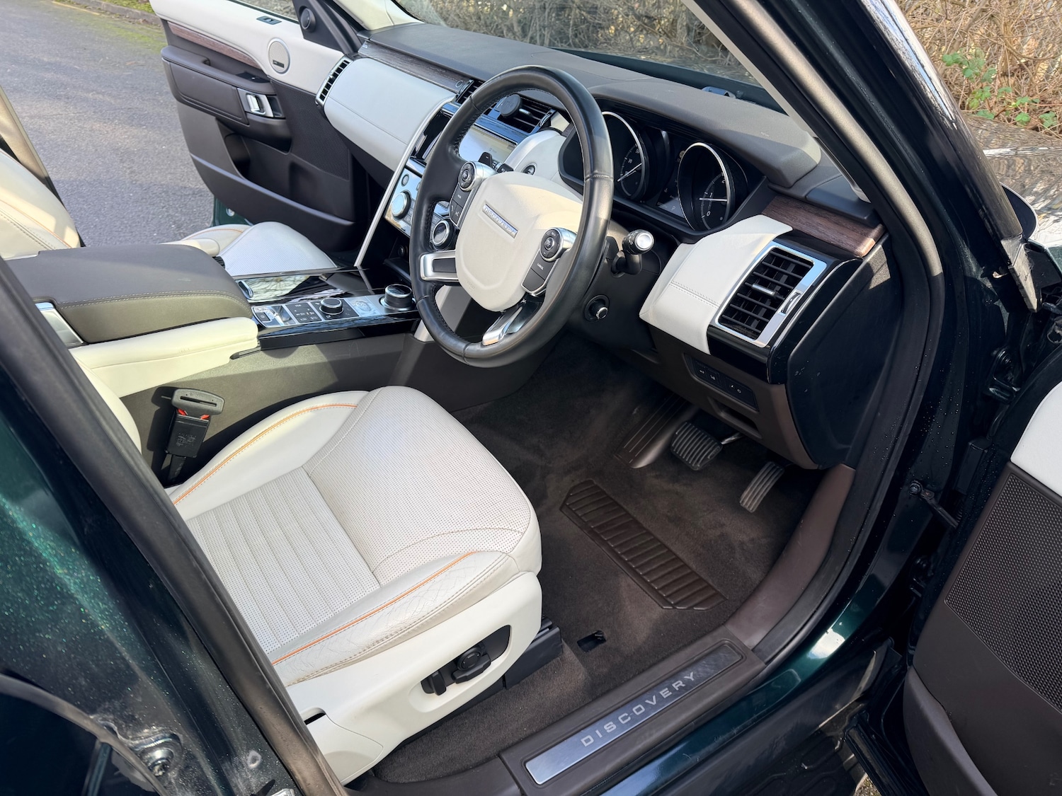 Used Land Rover Discovery 2017 for sale - 77432842: Photo 28