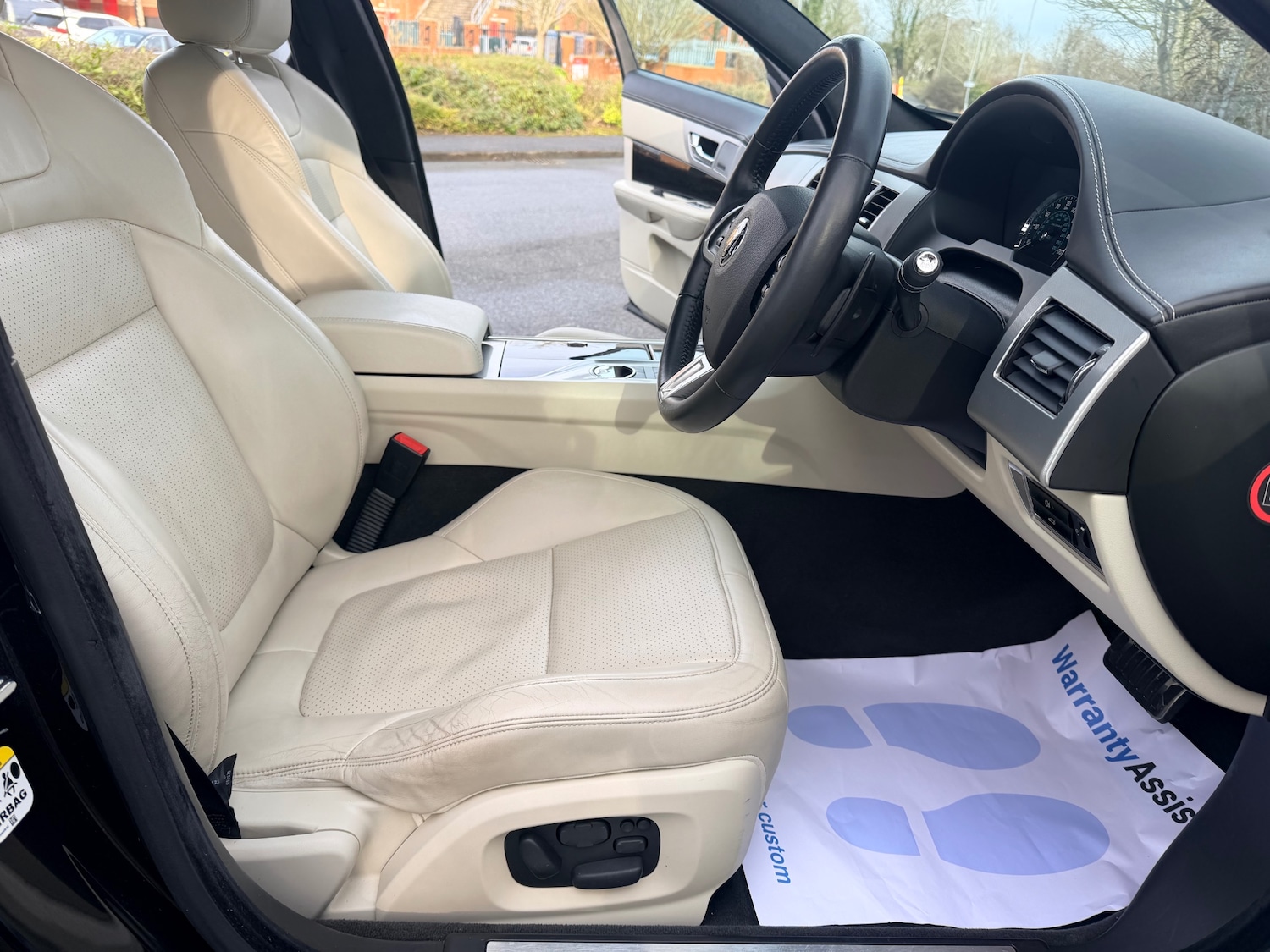 Used Jaguar XF 2013 for sale - 77490766: Photo 22