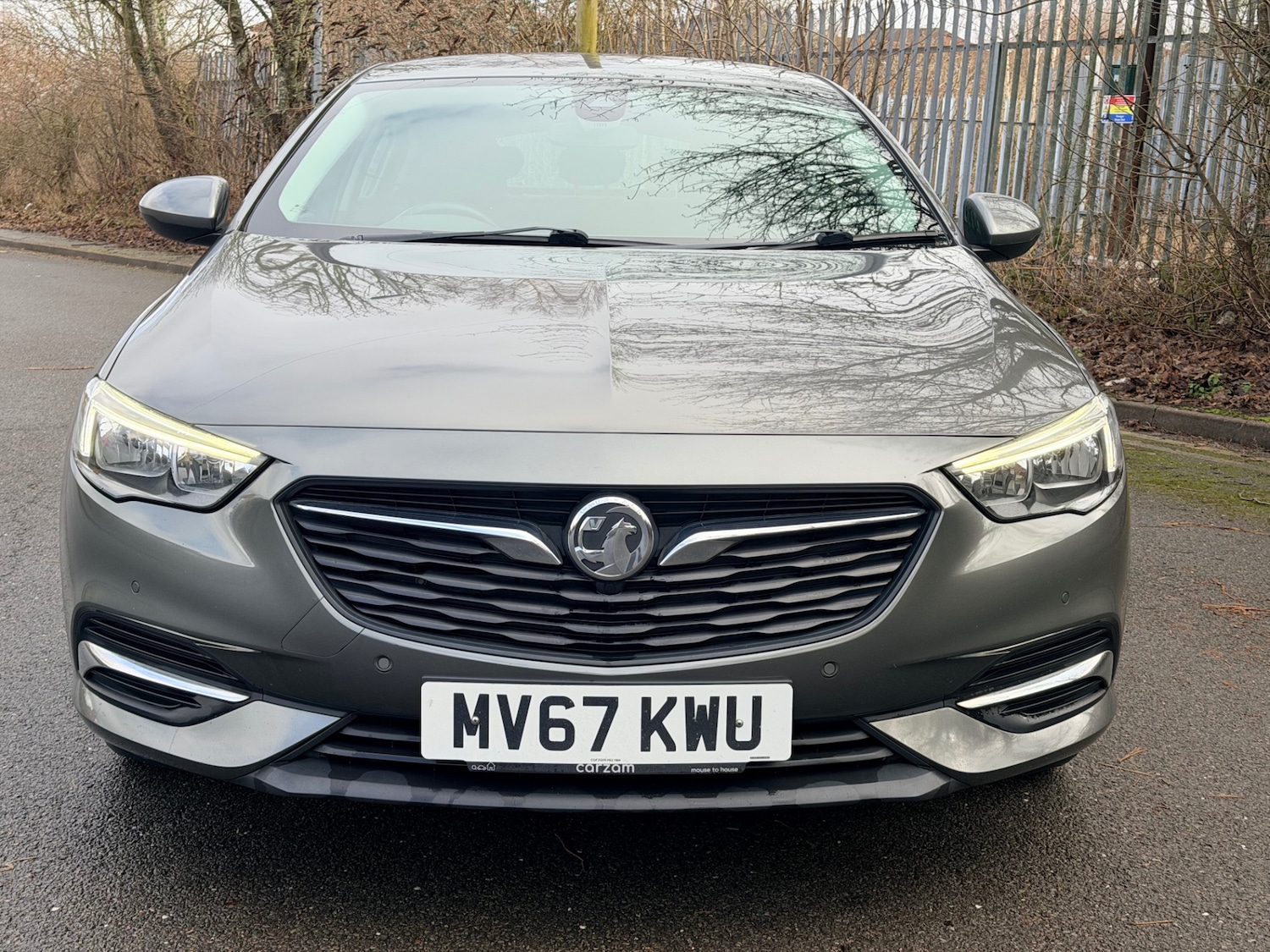 Used Vauxhall Insignia 2017 for sale - 77417264: Photo 2