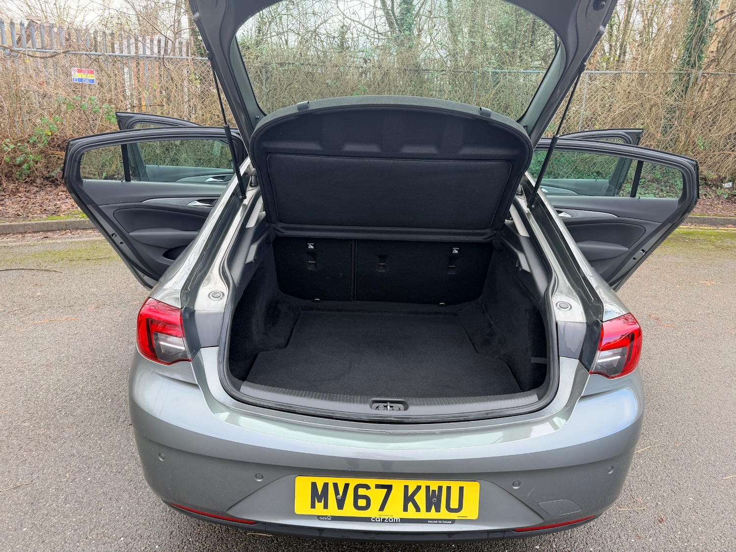 Used Vauxhall Insignia 2017 for sale - 77417264: Photo 32