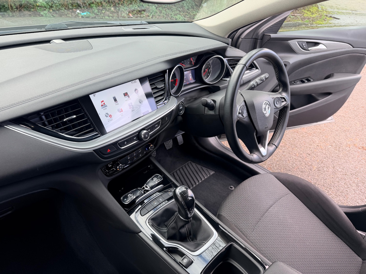 Used Vauxhall Insignia 2017 for sale - 77417264: Photo 9