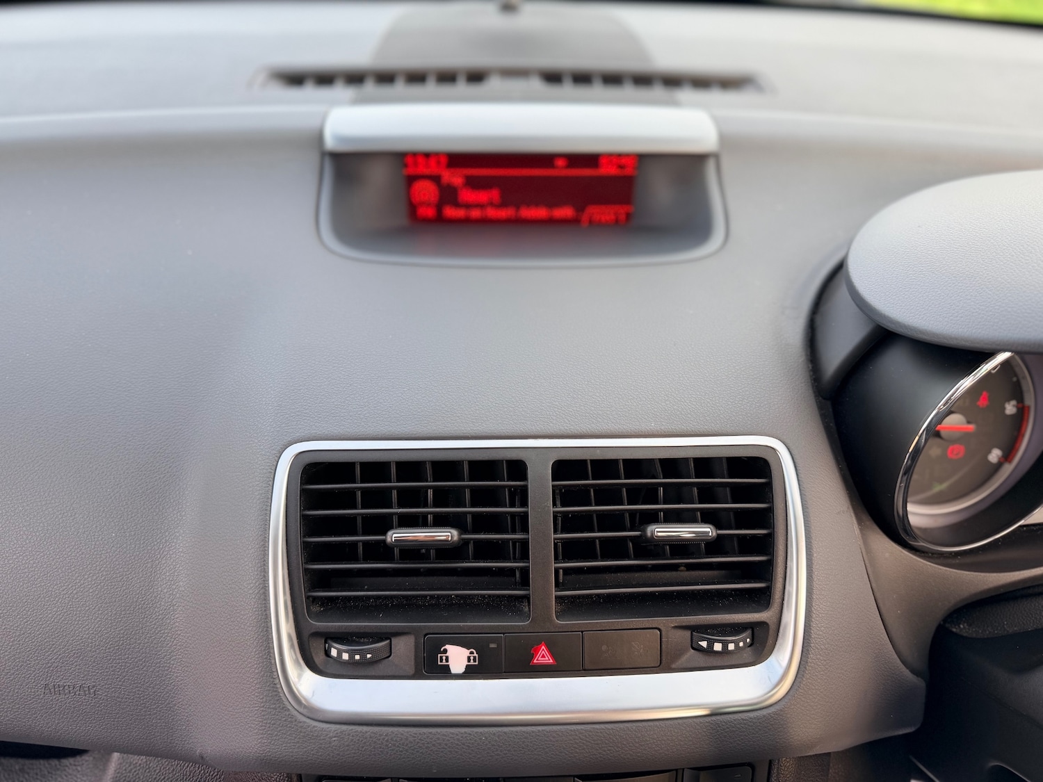 Used Vauxhall Meriva 2012 for sale - 76864253: Photo 22