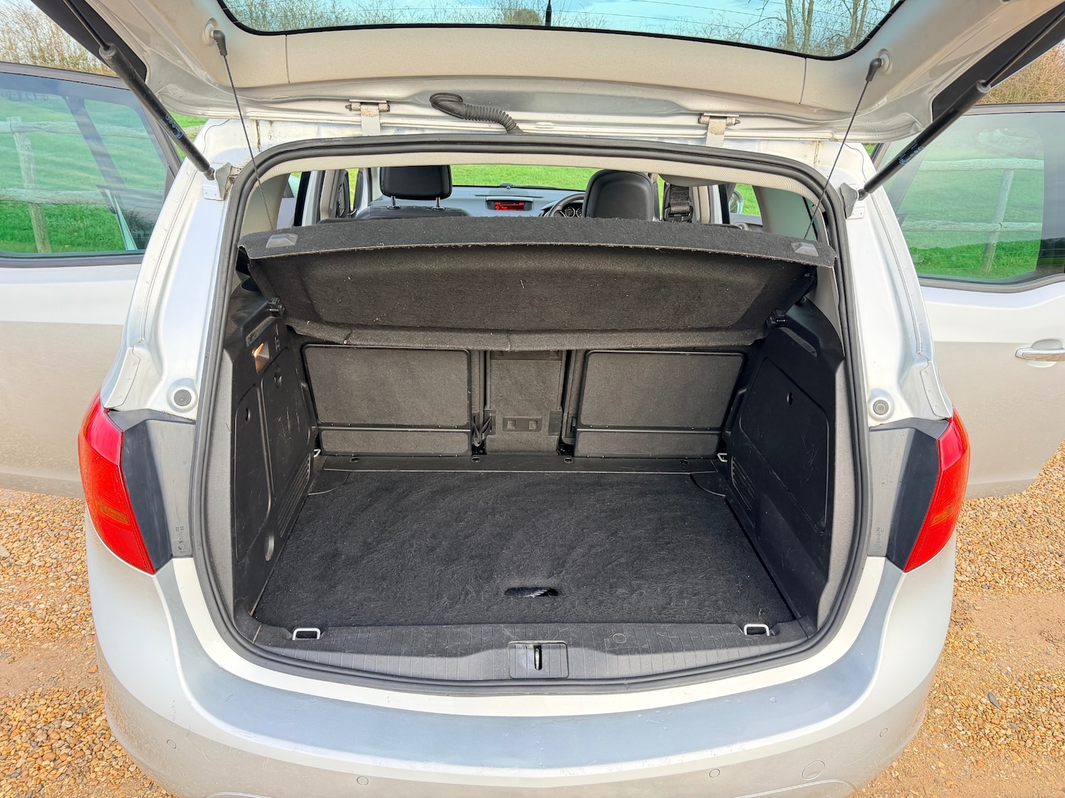 Used Vauxhall Meriva 2012 for sale - 76864253: Photo 25