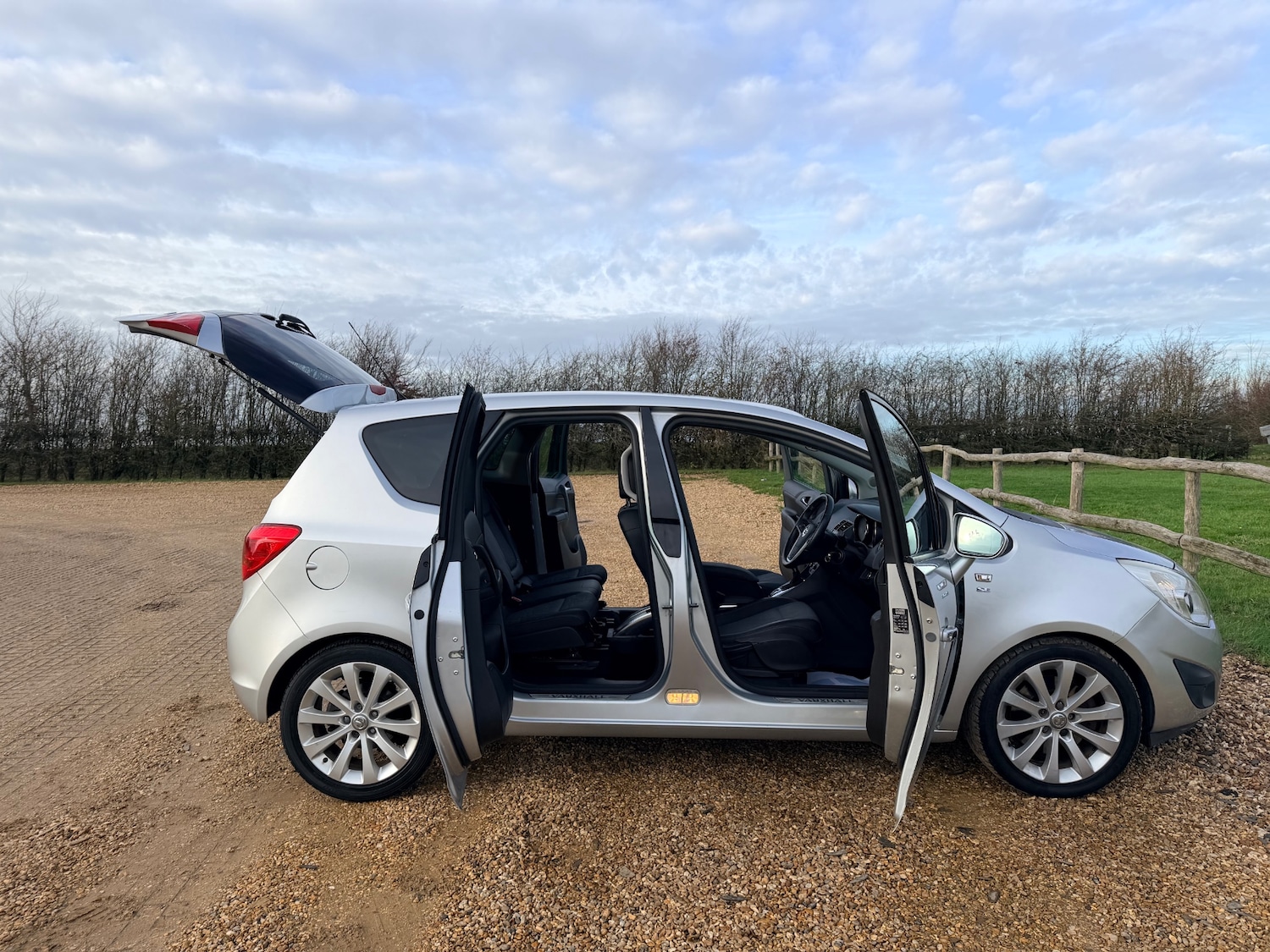 Used Vauxhall Meriva 2012 for sale - 76864253: Photo 7