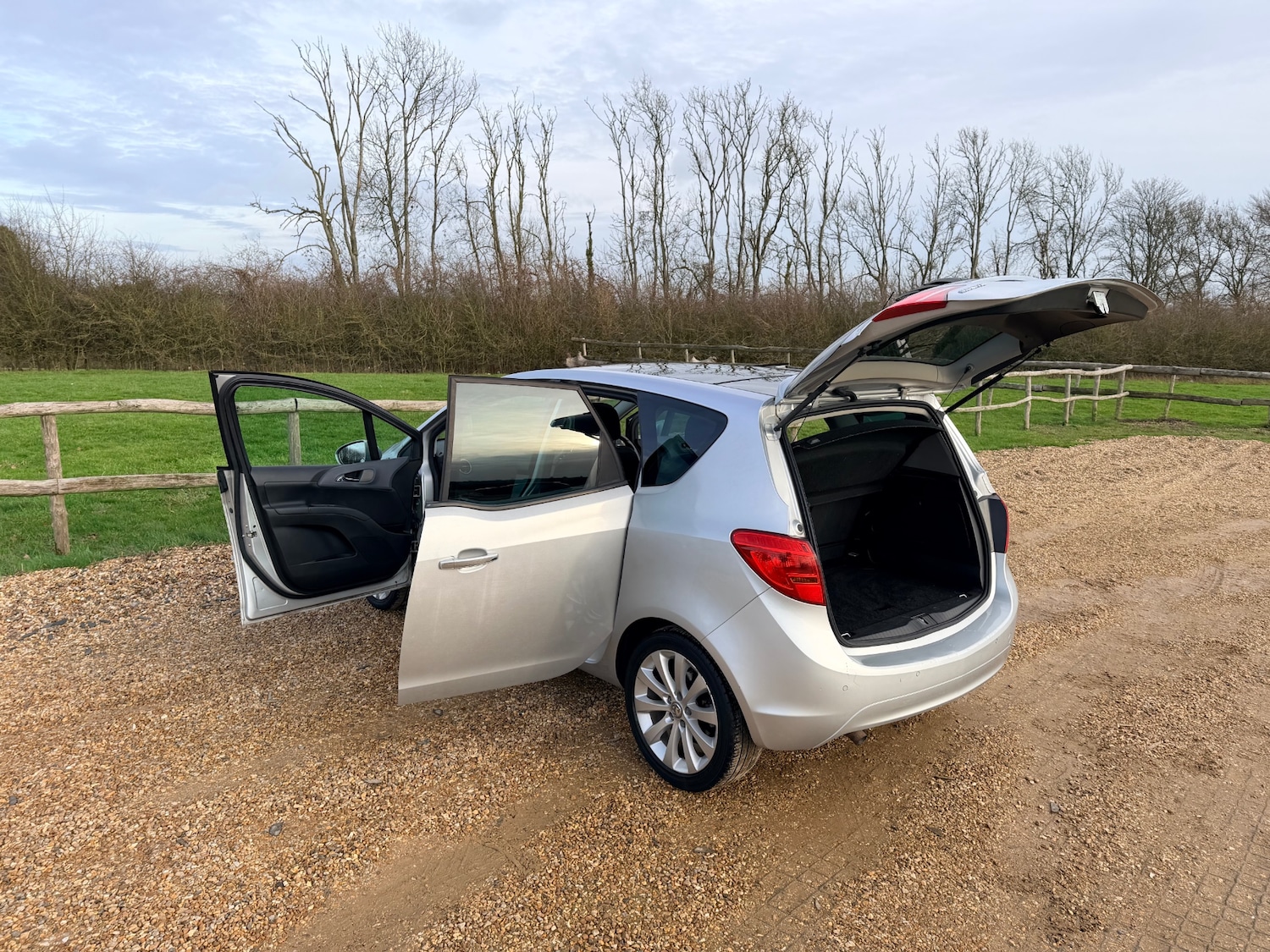 Used Vauxhall Meriva 2012 for sale - 76864253: Photo 8