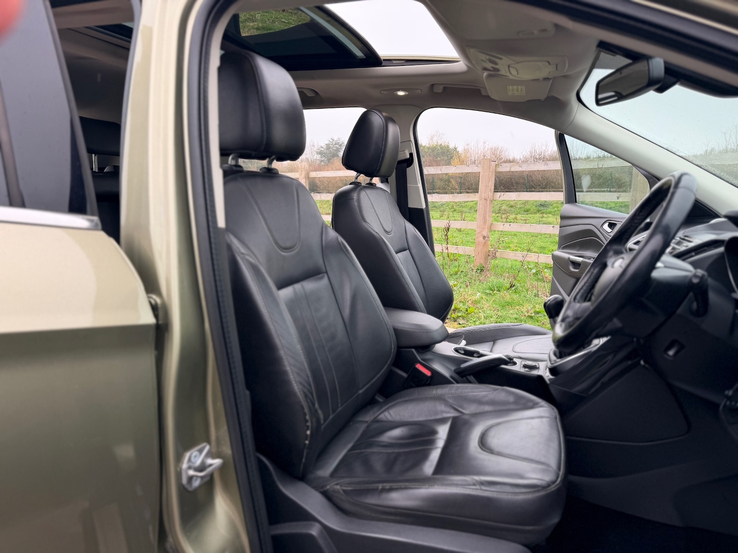 Used Ford Kuga 2013 for sale - 77901772: Photo 17