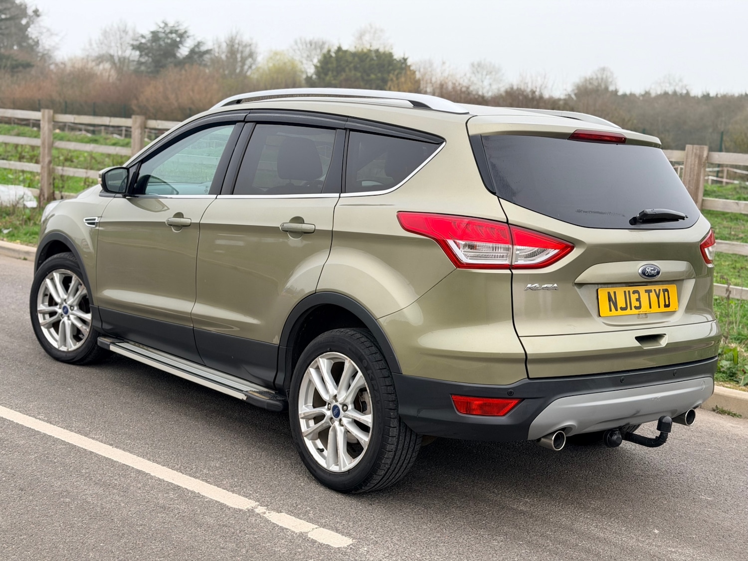 Used Ford Kuga 2013 for sale - 77901772: Photo 4