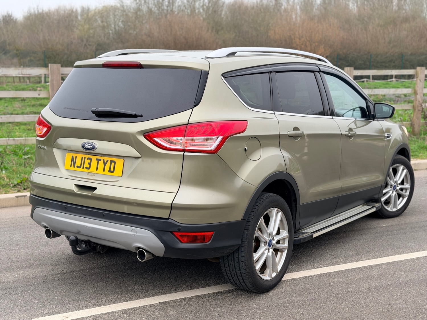 Used Ford Kuga 2013 for sale - 77901772: Photo 5