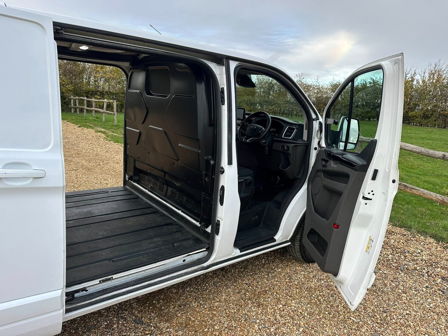 Used Ford Transit Custom 2020 for sale - 76407663: Photo 26