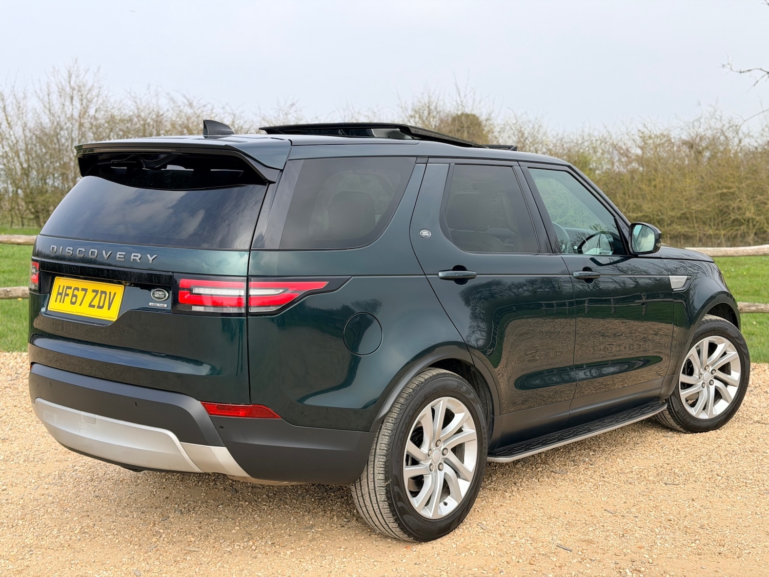 Used Land Rover Discovery 2017 for sale - 77992044: Photo 17