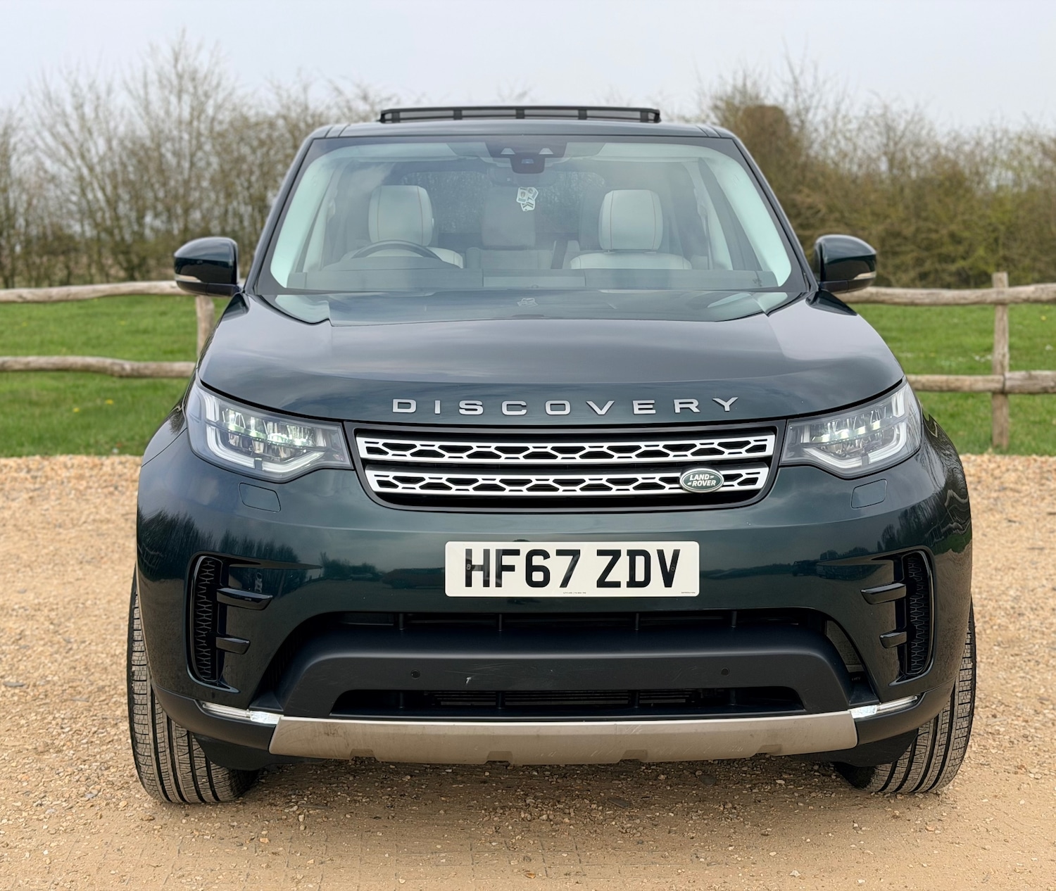 Used Land Rover Discovery 2017 for sale - 77992044: Photo 3