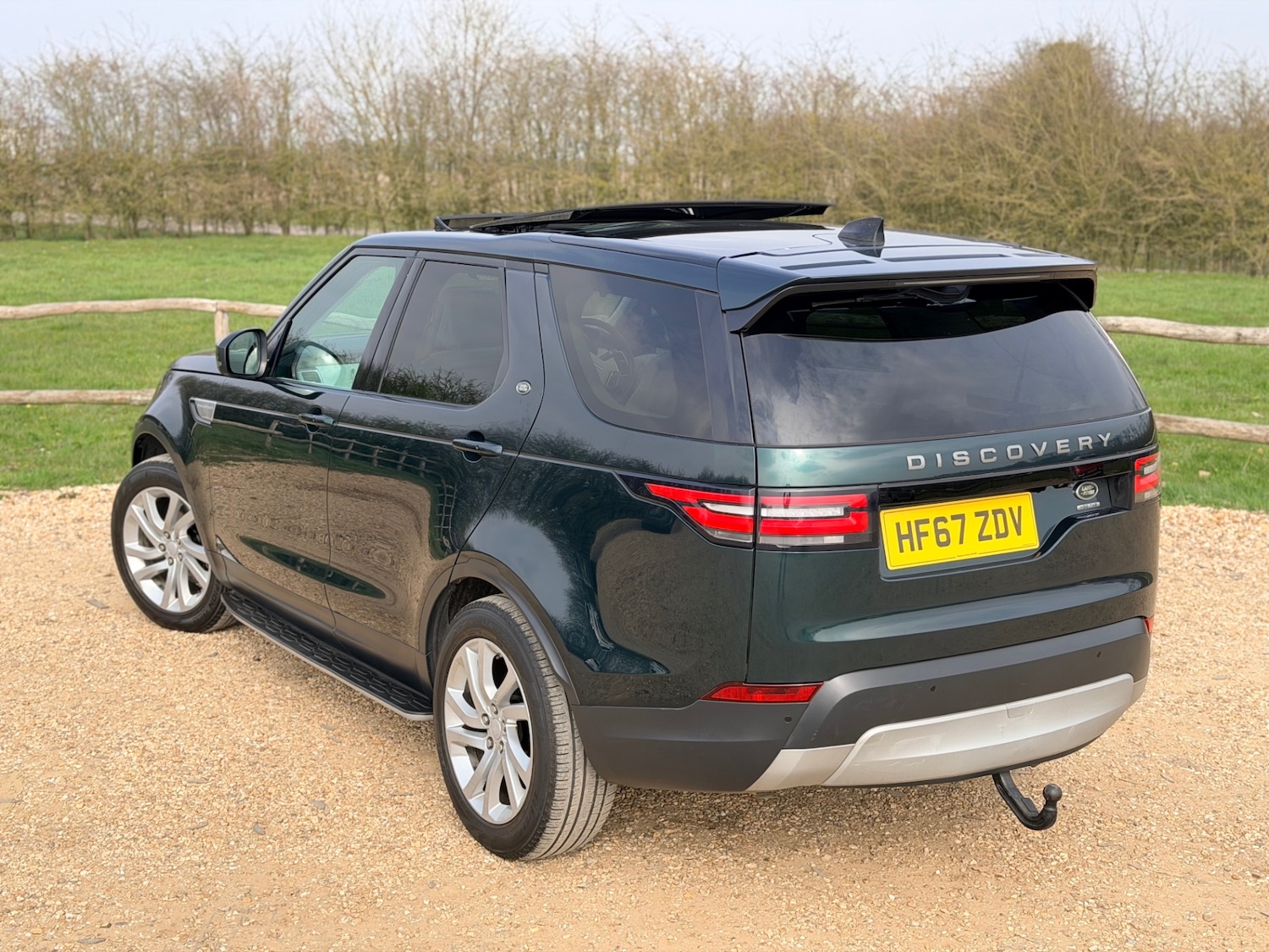 Used Land Rover Discovery 2017 for sale - 77992044: Photo 31