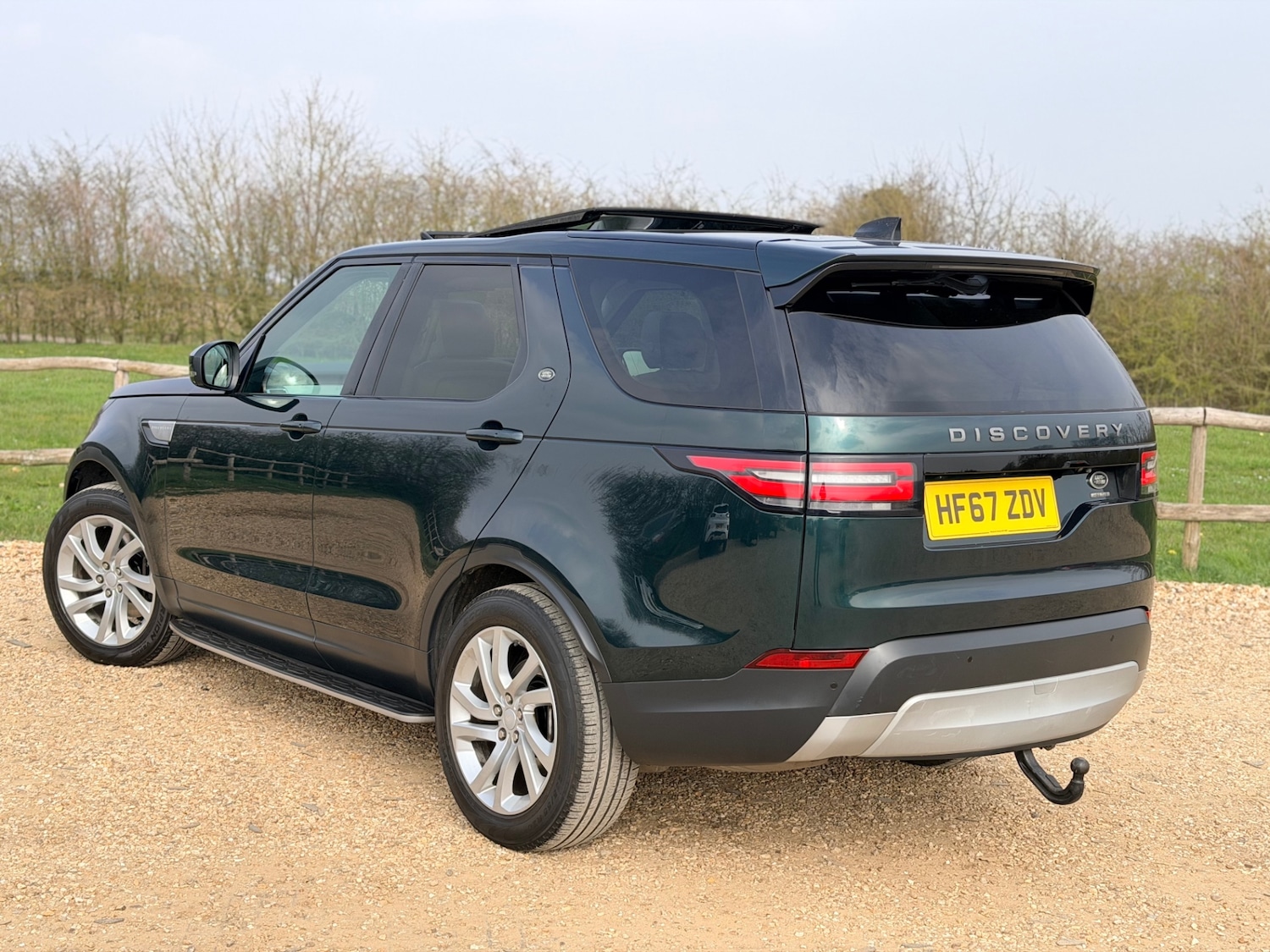 Used Land Rover Discovery 2017 for sale - 77992044: Photo 7