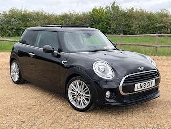 Used MINI Hatch 2018 for sale - 78640289: Photo