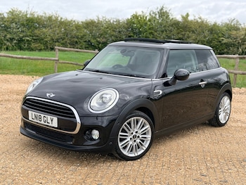 Used MINI Hatch 2018 for sale - 78640289: Photo