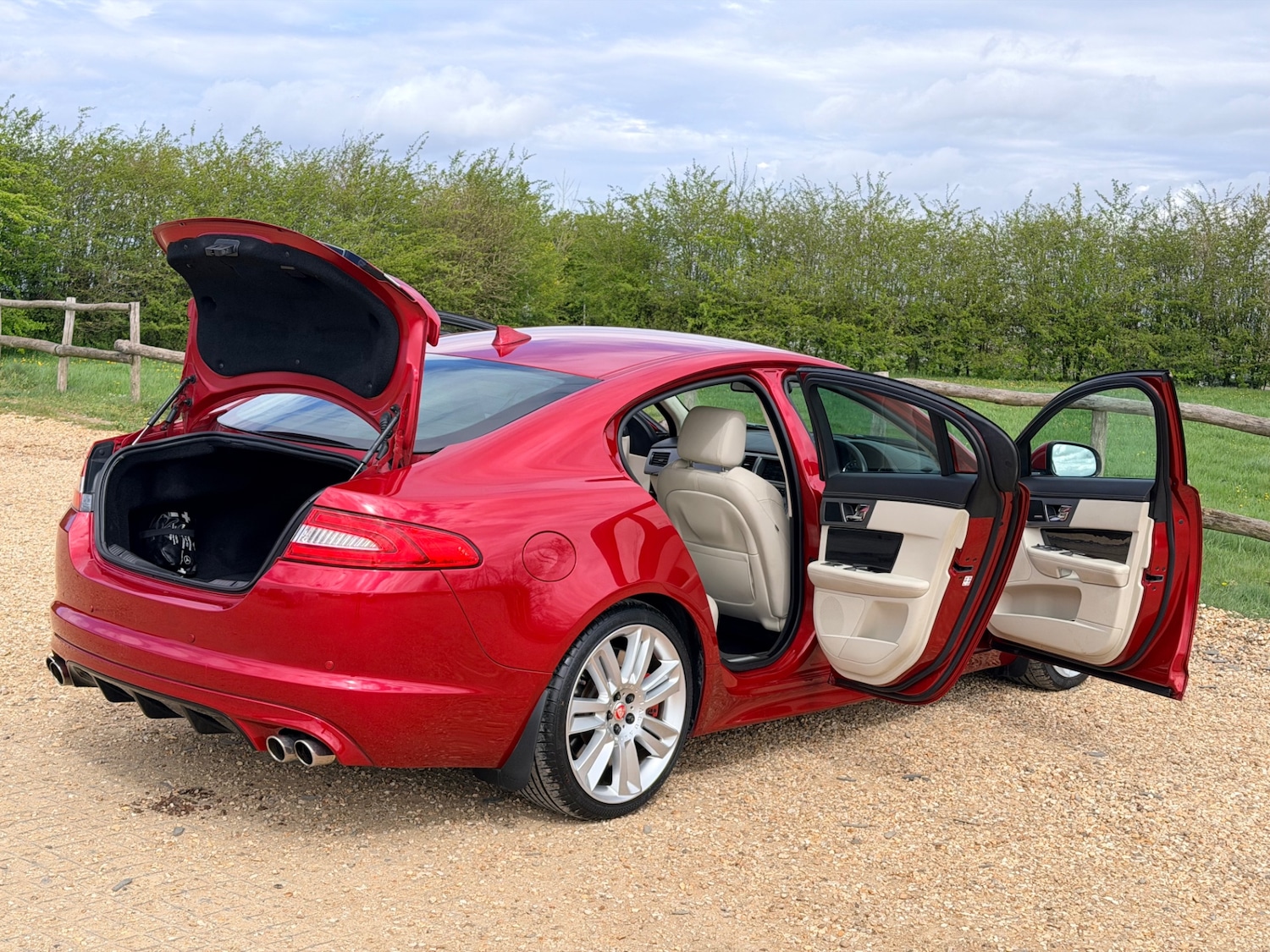 Used Jaguar XF 2014 for sale - 78210718: Photo 11