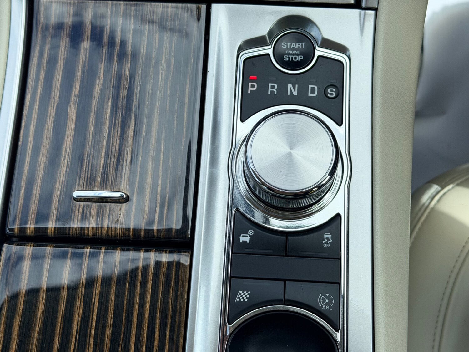 Used Jaguar XF 2014 for sale - 78210718: Photo 26