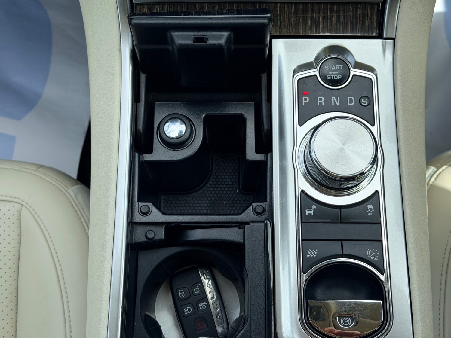 Used Jaguar XF 2014 for sale - 78210718: Photo 27