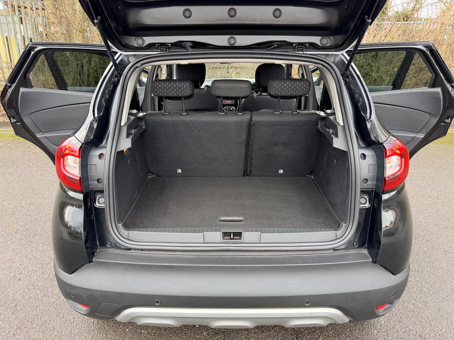 Used Renault Captur 2017 for sale - 77568092: Photo 23