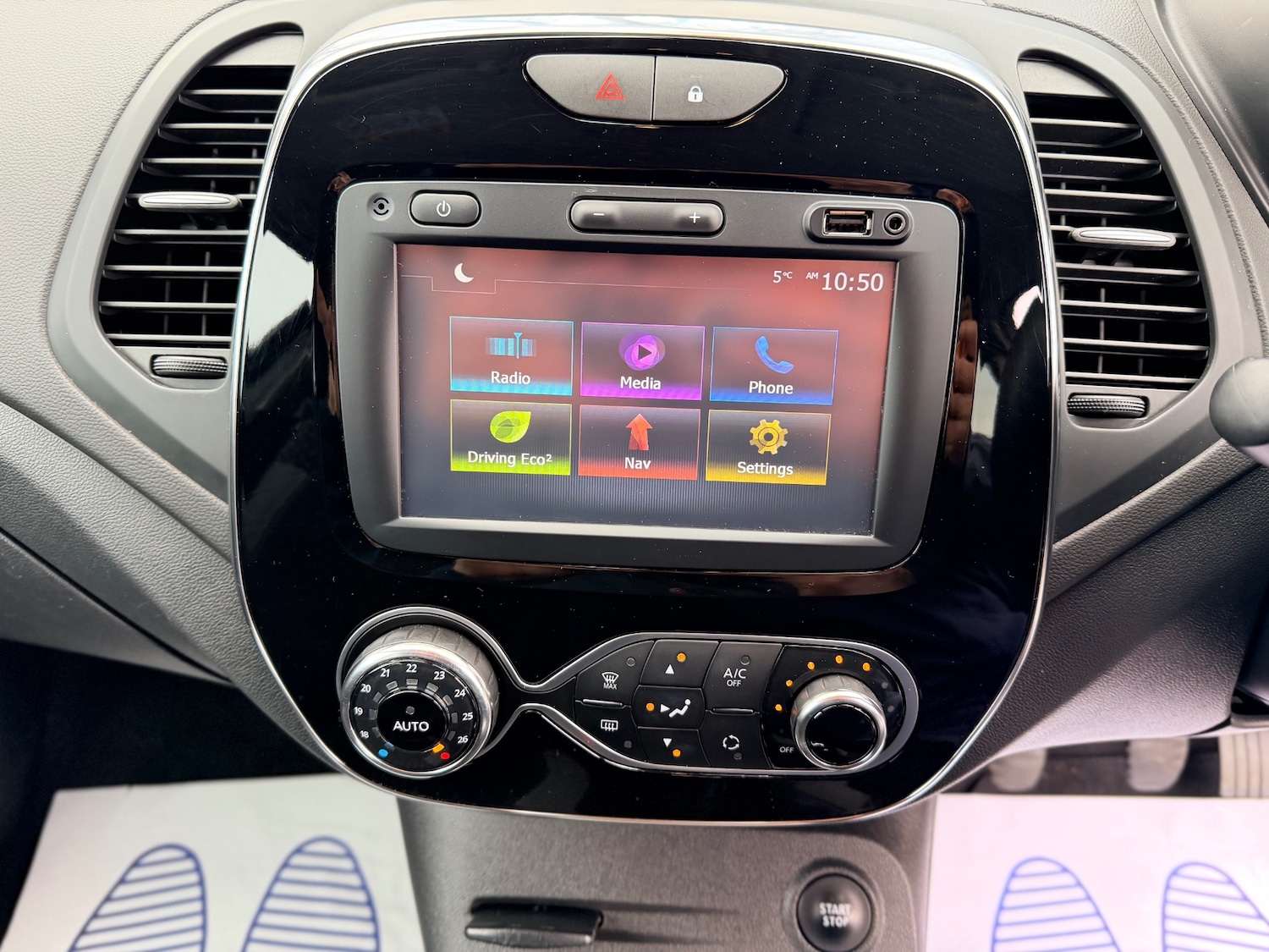 Used Renault Captur 2017 for sale - 77568092: Photo 25