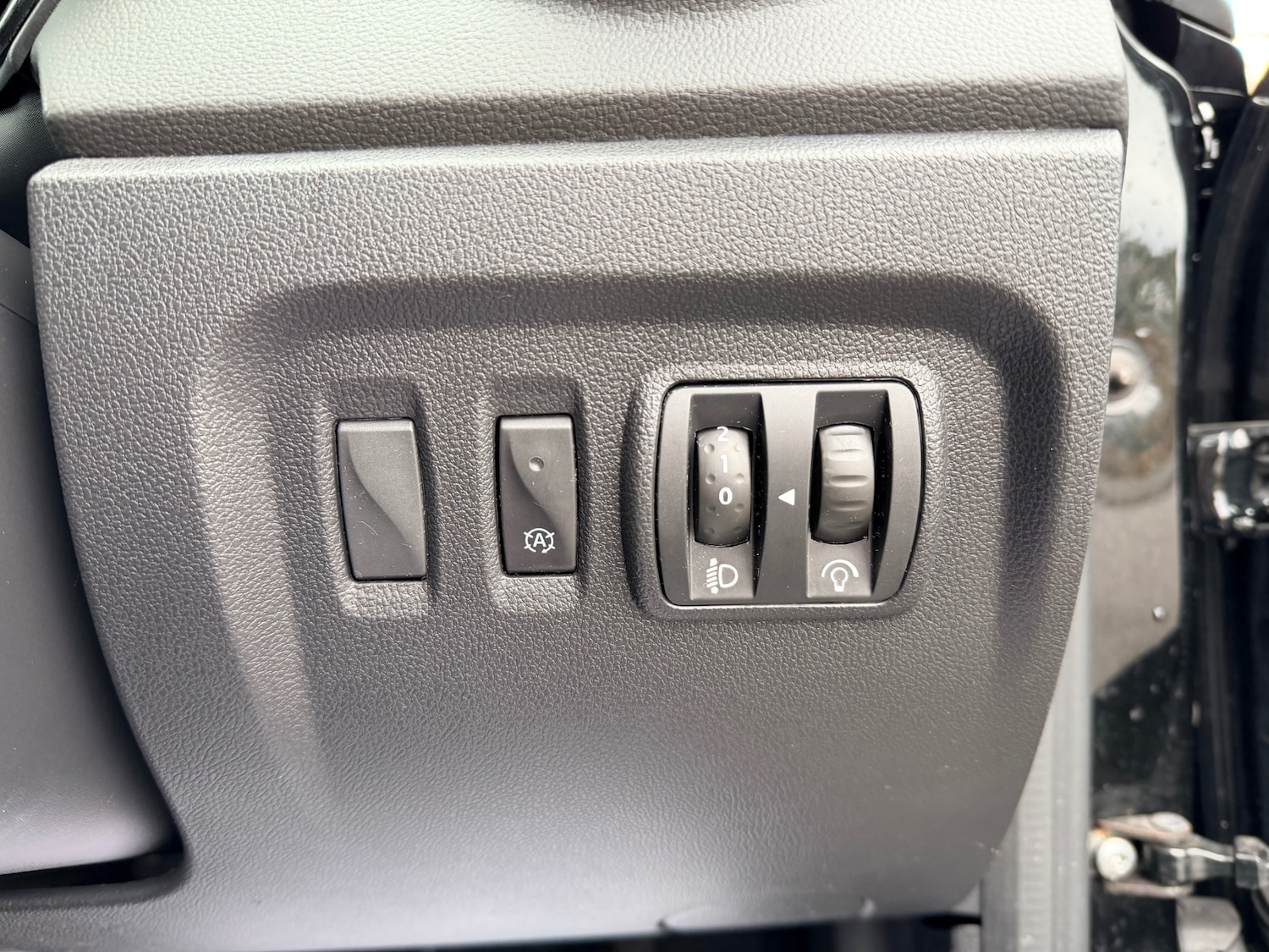 Used Renault Captur 2017 for sale - 77568092: Photo 27