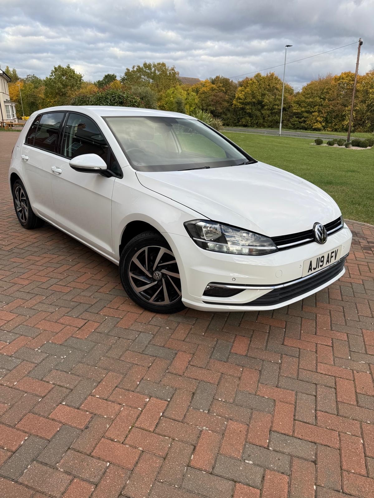 Used Volkswagen Golf 2019 for sale - 76669066: Photo 3