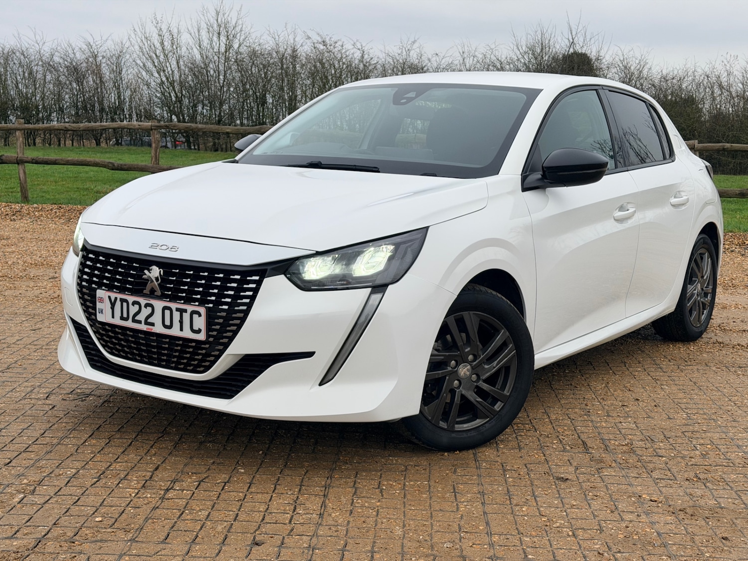 Used Peugeot 208 2022 for sale - 76974748: Photo 3