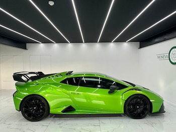 Used Lamborghini Huracan 2022 for sale - 77370680: Photo