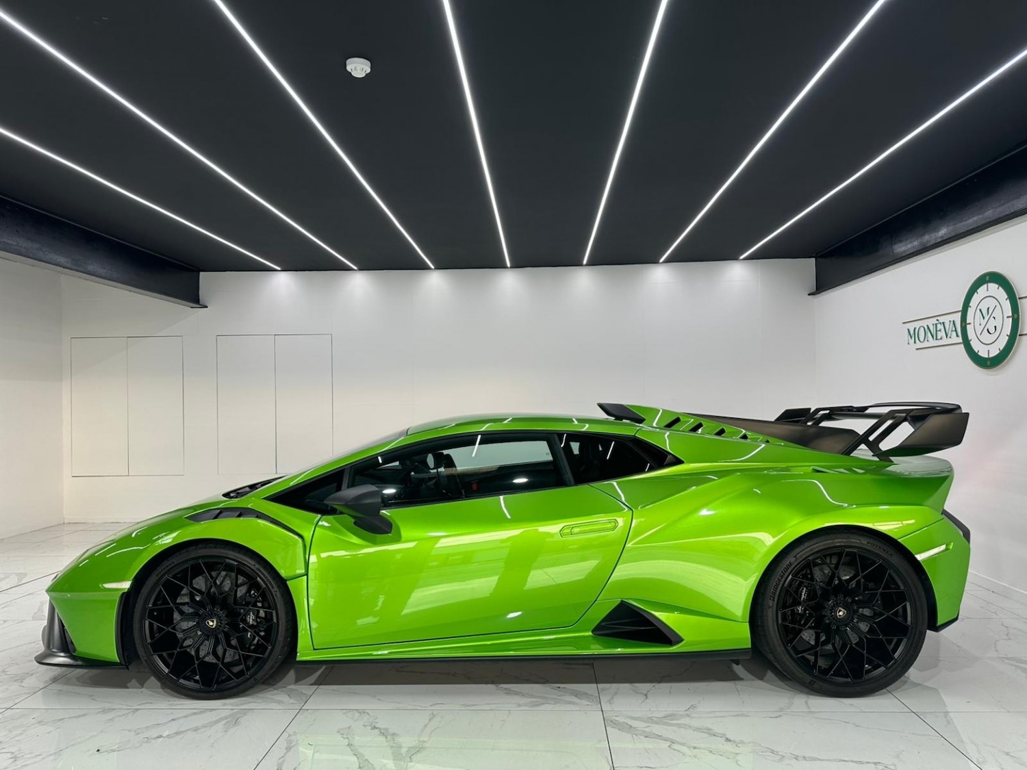 Used Lamborghini Huracan 2022 for sale - 77370680: Photo 4