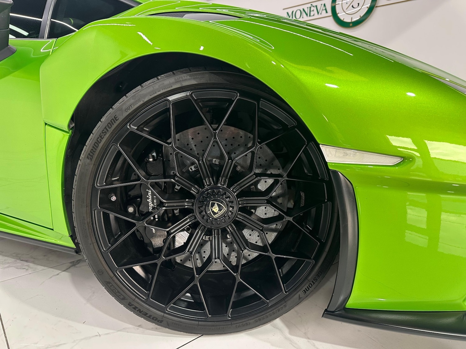 Used Lamborghini Huracan 2022 for sale - 77370680: Photo 41