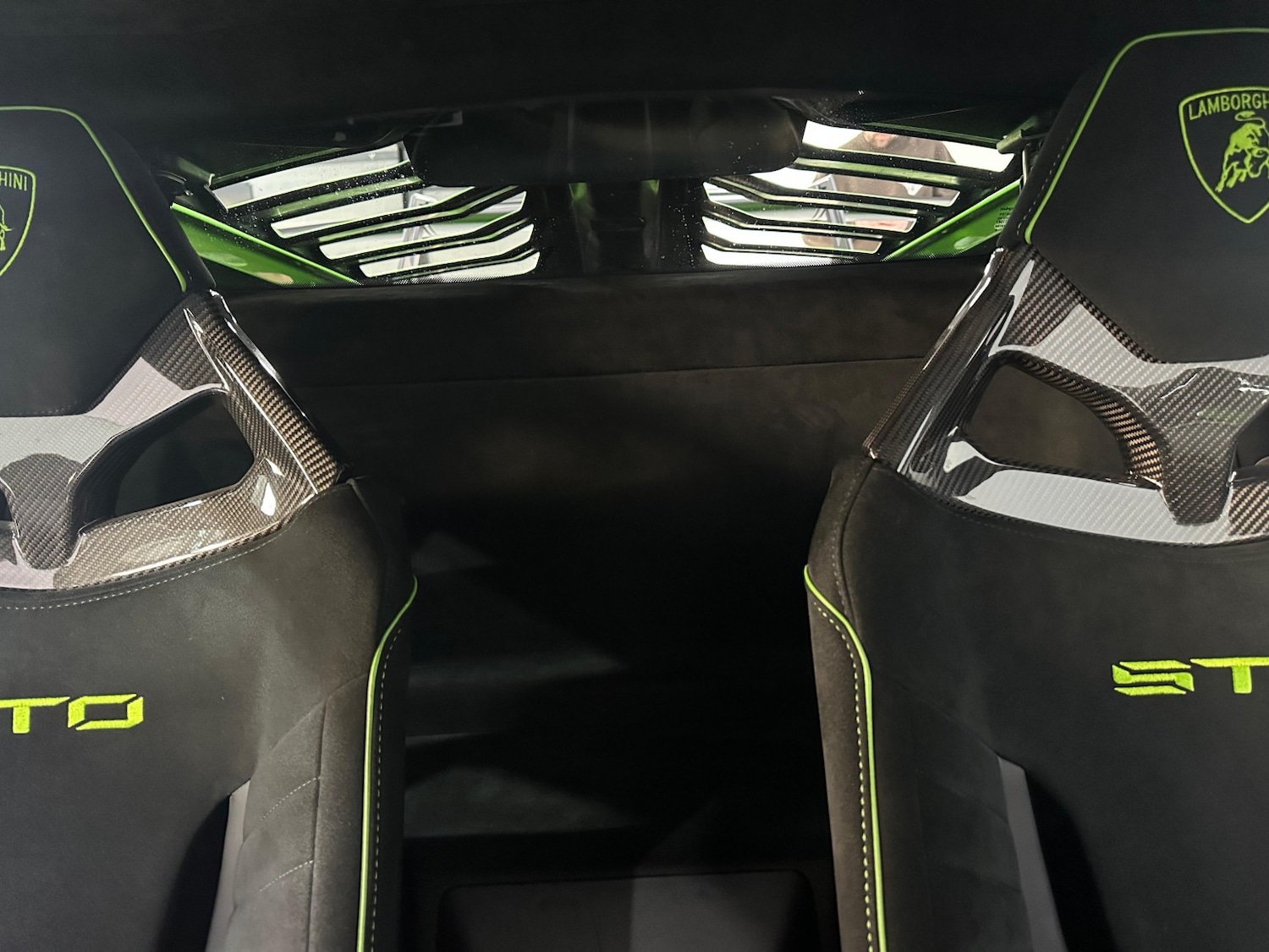 Used Lamborghini Huracan 2022 for sale - 77370680: Photo 55