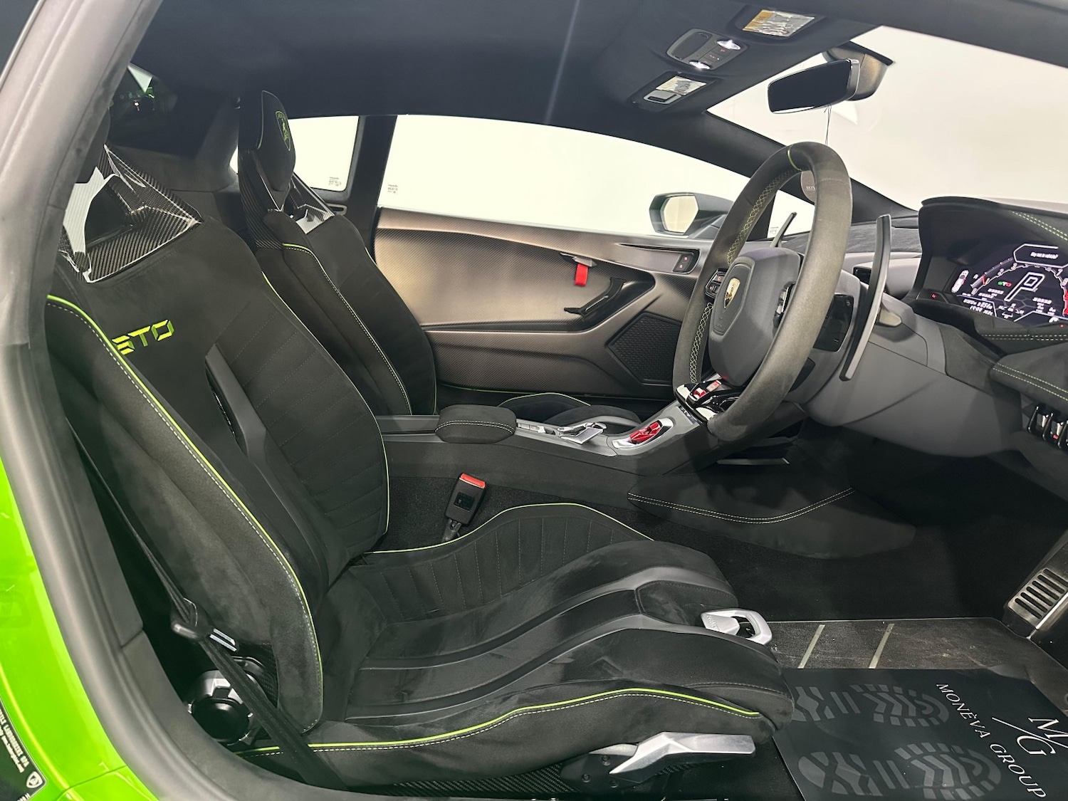 Used Lamborghini Huracan 2022 for sale - 77370680: Photo 8