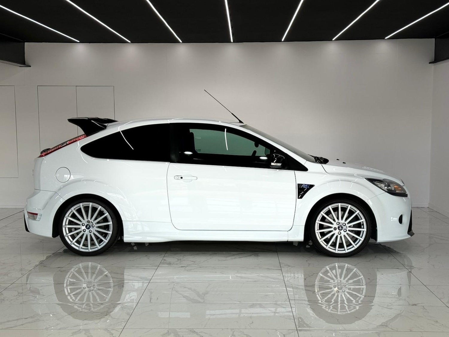 Used Ford Focus 2010 for sale - 78182760: Photo 4