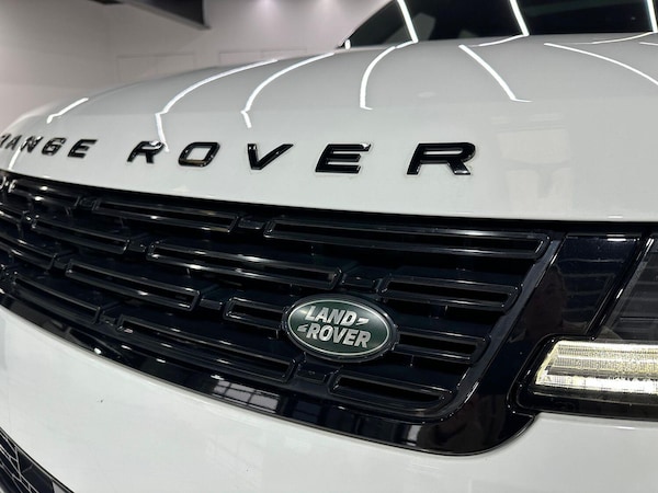 Used Land Rover Range Rover Sport 2023 for sale - 76313890: Photo 4