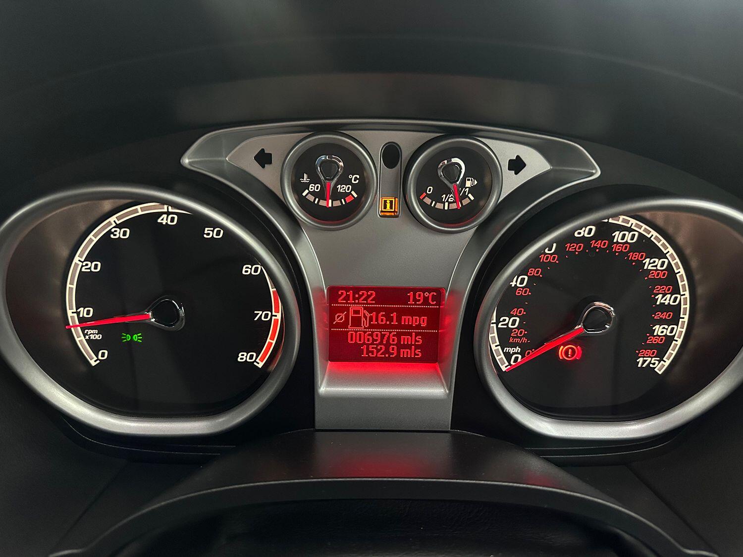 Used Ford Focus 2010 for sale - 76769419: Photo 29