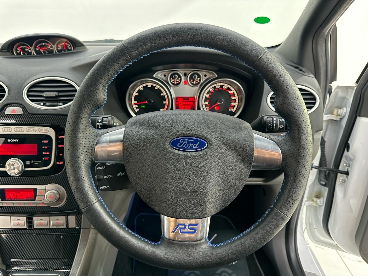 Used Ford Focus 2010 for sale - 76769419: Photo 50