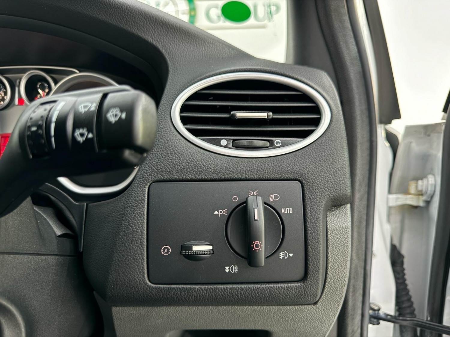 Used Ford Focus 2010 for sale - 76769419: Photo 57