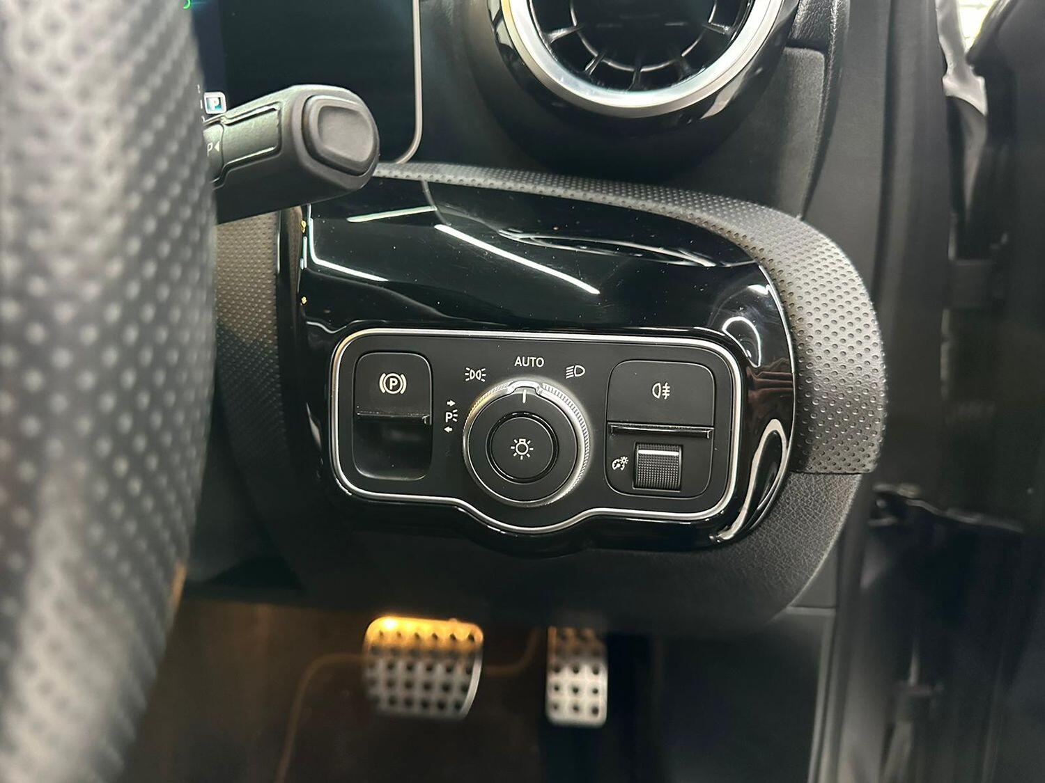 Used Mercedes-Benz A-Class 2019 for sale - 76455355: Photo 31