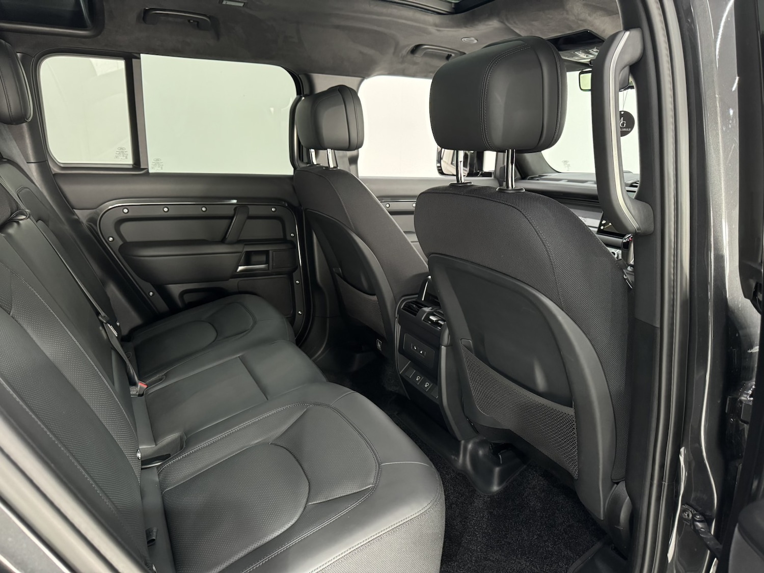 Used Land Rover Defender 2025 for sale - 77781687: Photo 28