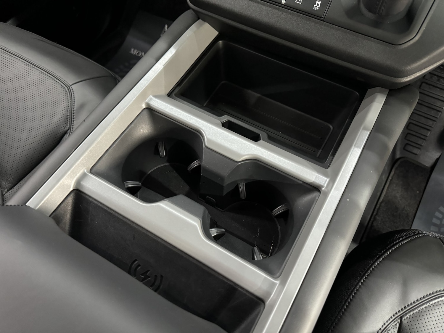 Used Land Rover Defender 2025 for sale - 77781687: Photo 36