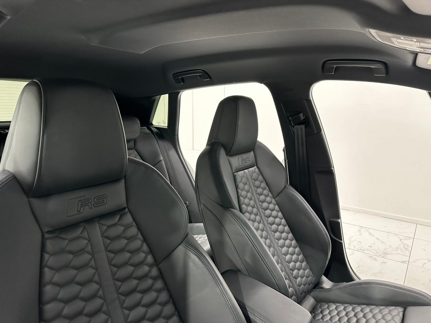 Used Audi RS3 2024 for sale - 77080772: Photo 33