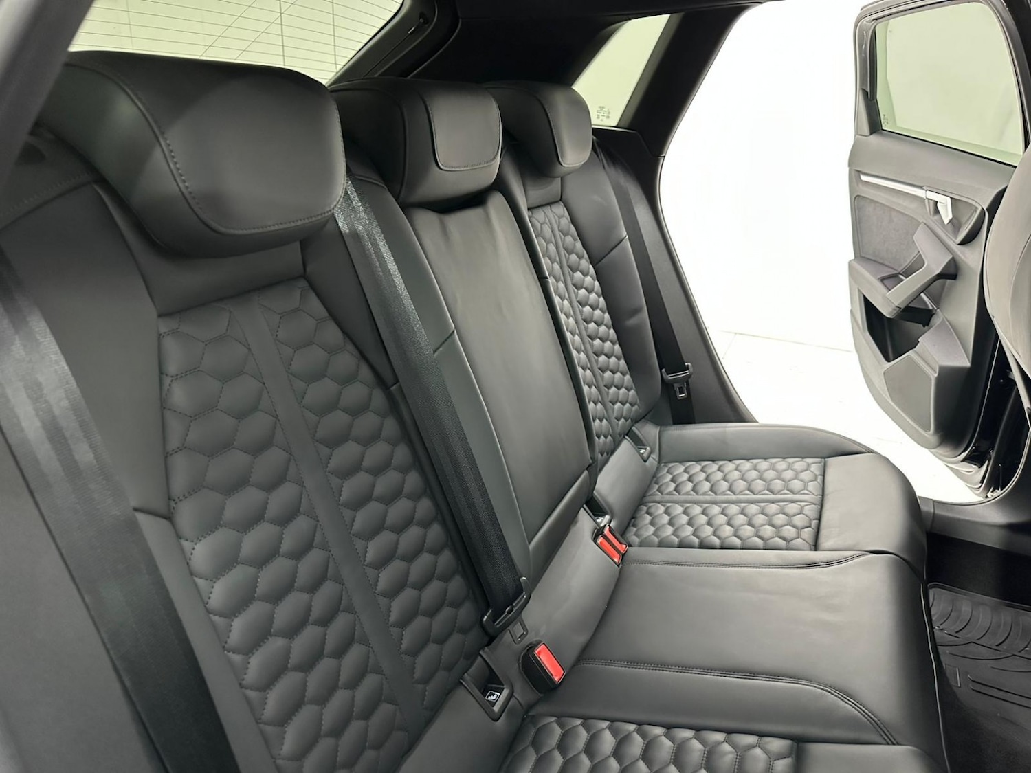 Used Audi RS3 2024 for sale - 77080772: Photo 38