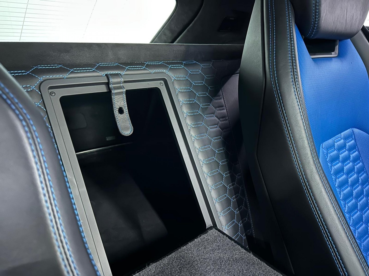 Used Lamborghini Urus 2018 for sale - 77140734: Photo 49