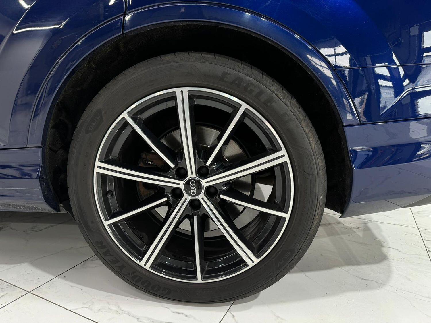 Used Audi Q7 2020 for sale - 76497456: Photo 10